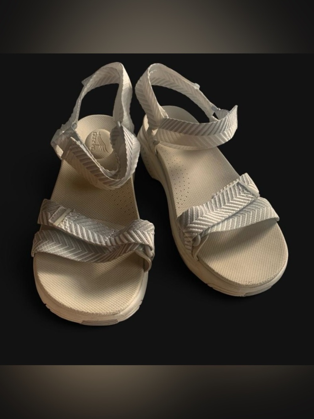 Dansko Racquel sport strappy sandals white gray herringbone pattern size 8.5 US